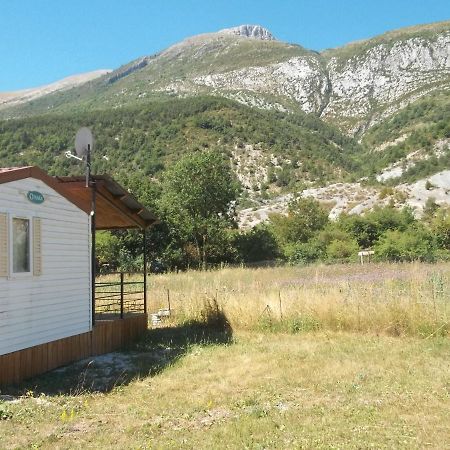 Bungalow Blieux エクステリア 写真